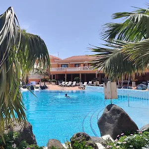 https://seafront-royal-garden-mile.in-canary-islands.com